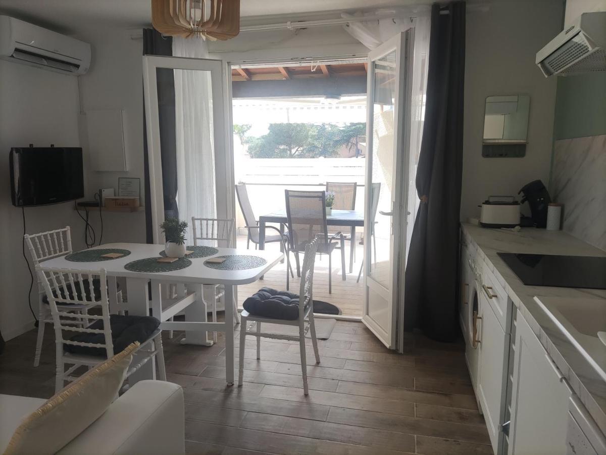Appartement Jade Dans Résidence Proche Tennis/ Centre Naturiste *